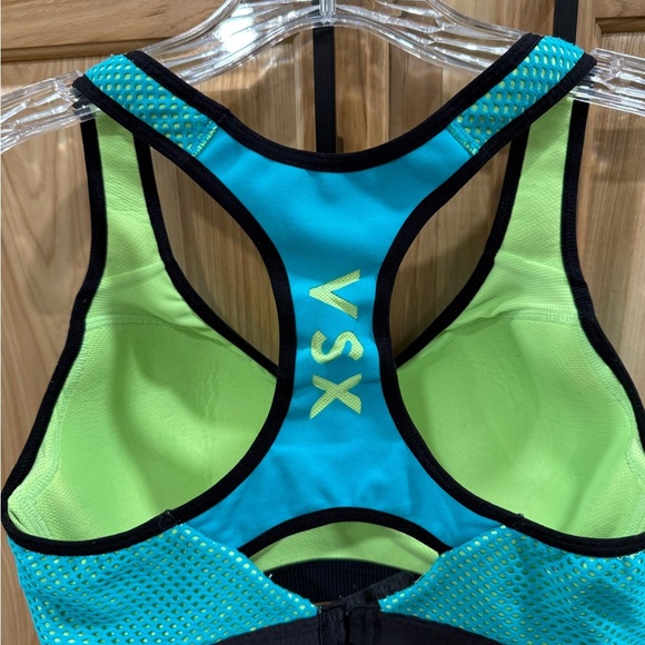 Victoria’s Secret VSX Vibrant Sports Bras Mesh Ventilation Activewear Sporty - Picture 11 of 13